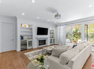 133 S Oakhurst Dr APT 108, Beverly Hills, CA 90212