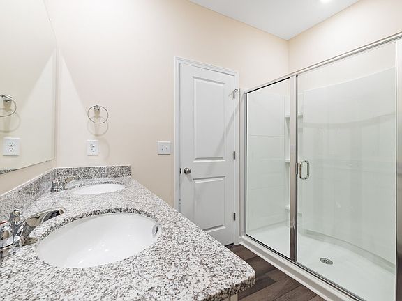 3rd image of 1428 Arapahoe Ridge Dr