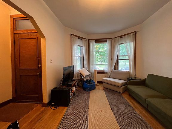 5th image of 1440 N Kedzie Ave #1