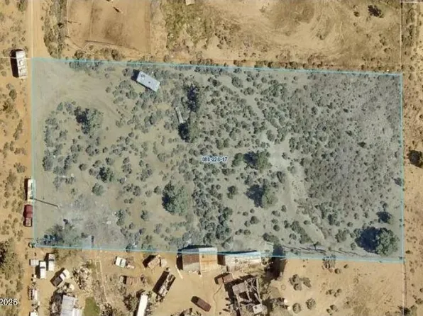 558 Quartz Ln, Sun Valley, NV 89433