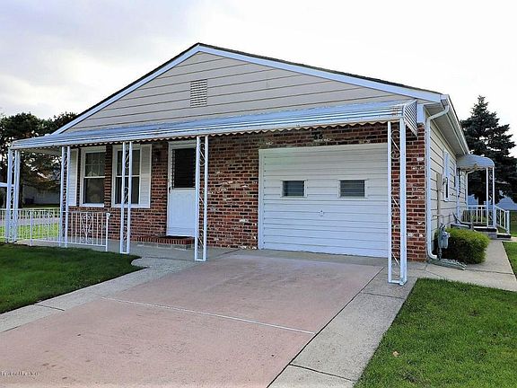 2nd image of 65 Prince Charles Dr