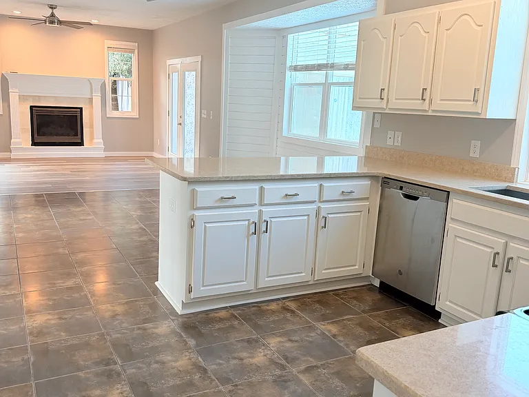 123 Seabreeze Cir — Photo 67