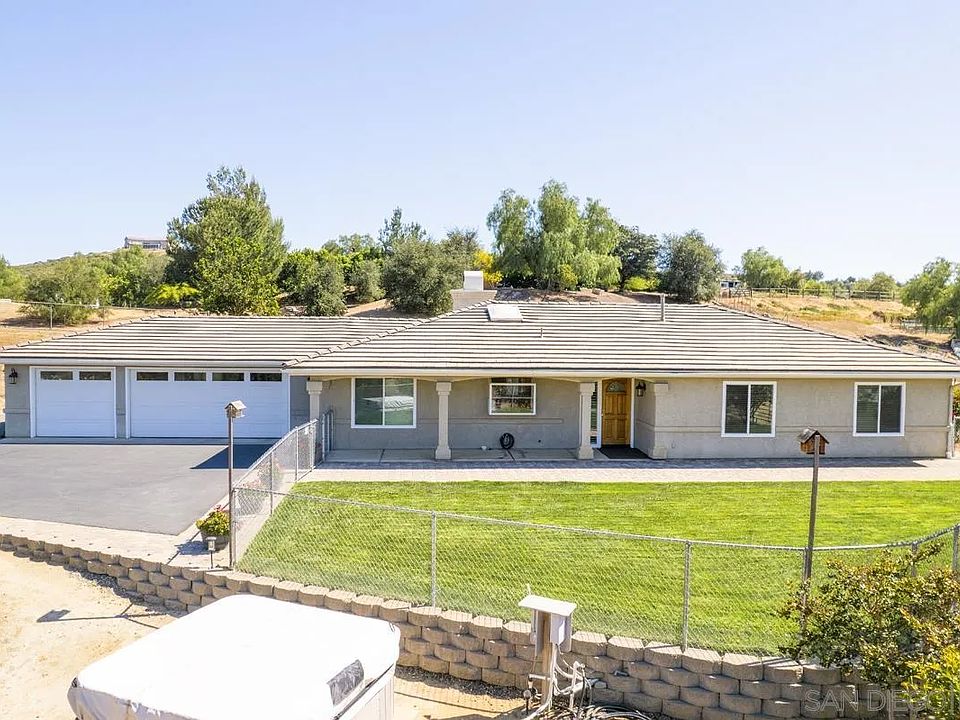 1st image of 27611 Kiavo Dr