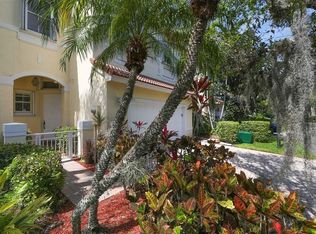 1910 Sweetbay Way, Hollywood, FL 33019