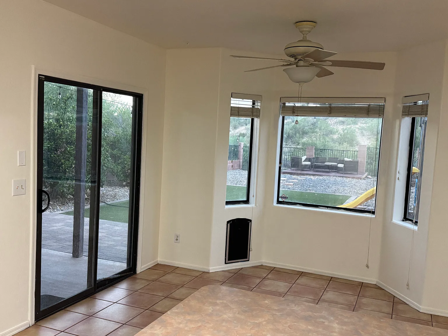 3 bed, 2.5 bath, 1462 sqft, $1,850 — Photo 4