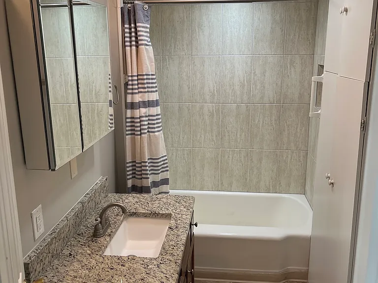 58-60 E Stafford Ave #58 — Photo 8