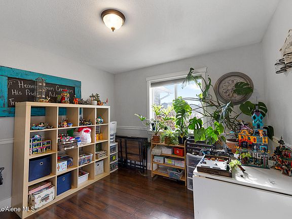 5th image of 4067 N Slazenger Ln