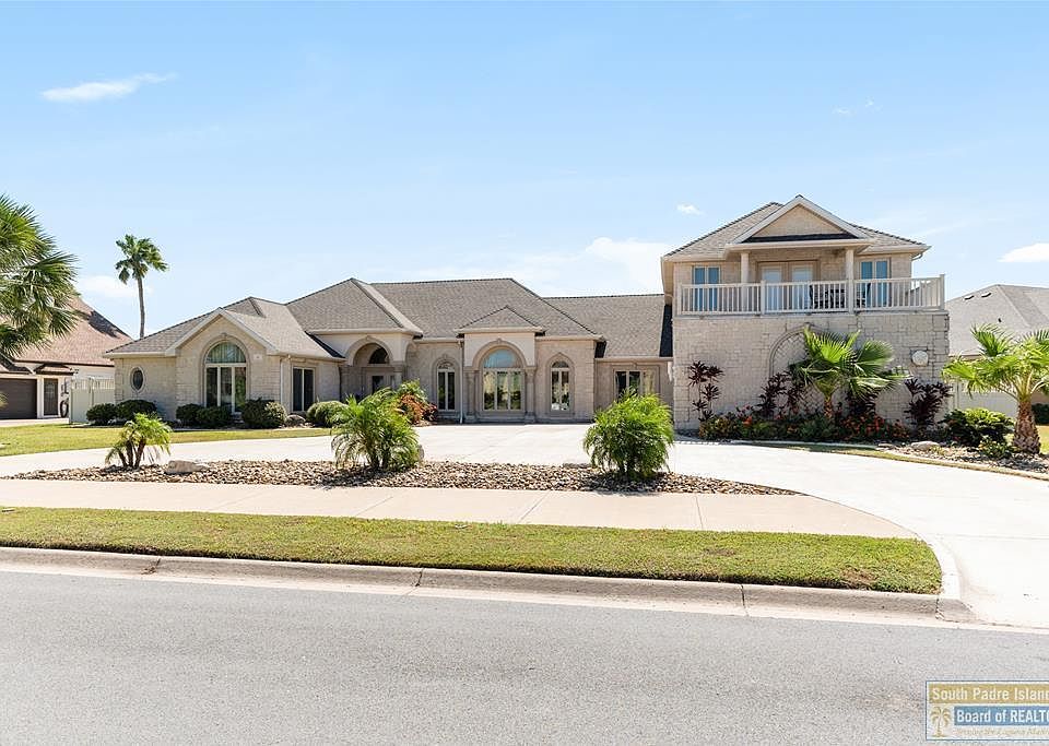 1st image of 15 Laguna Madre Dr