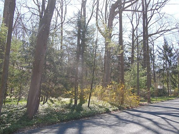 2nd image of 66 Birch Ave #L-0085