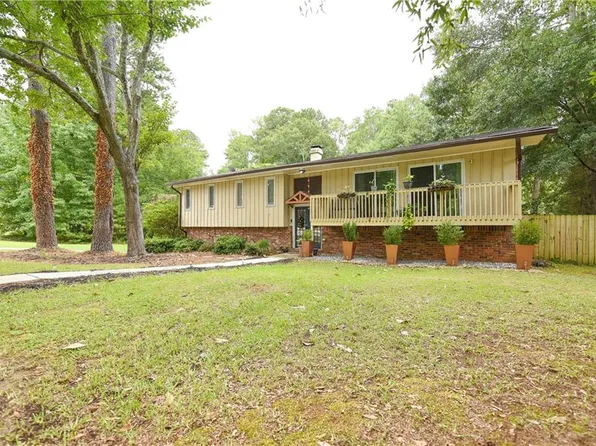 3280 Devilla Trce, Atlanta, GA 30349