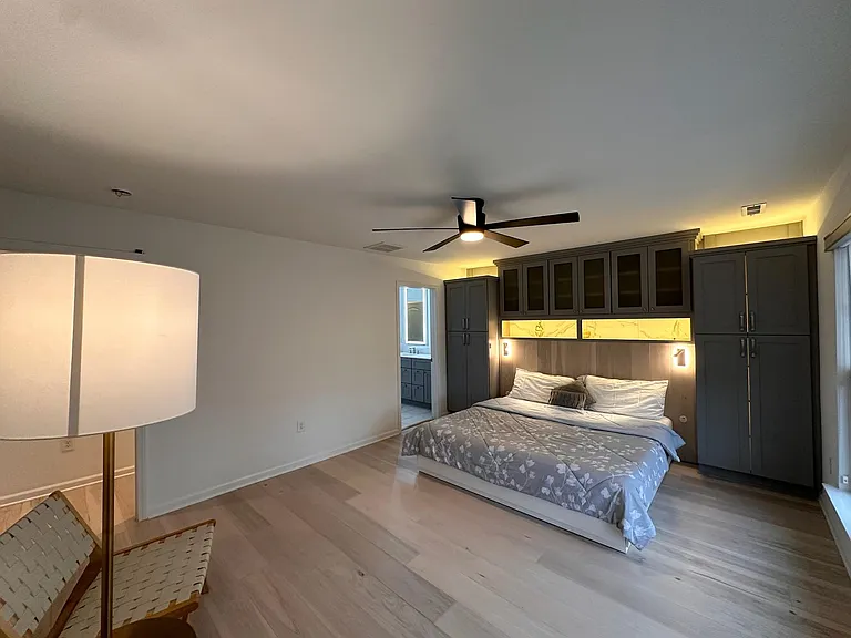 706 Denhoff Dr — Photo 45