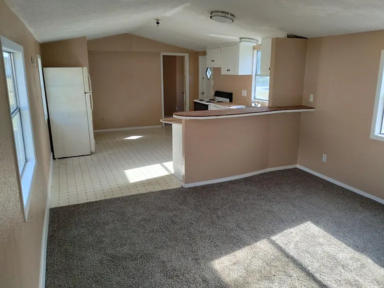 120 SE Camelot Loop — Photo 10