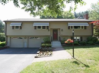 28 Cobblestone Way, Windsor, CT 06095