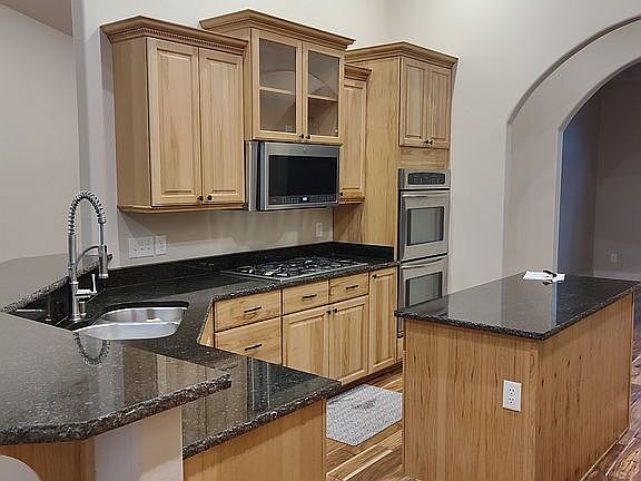 5th image of 6020 Hazelwood Dr