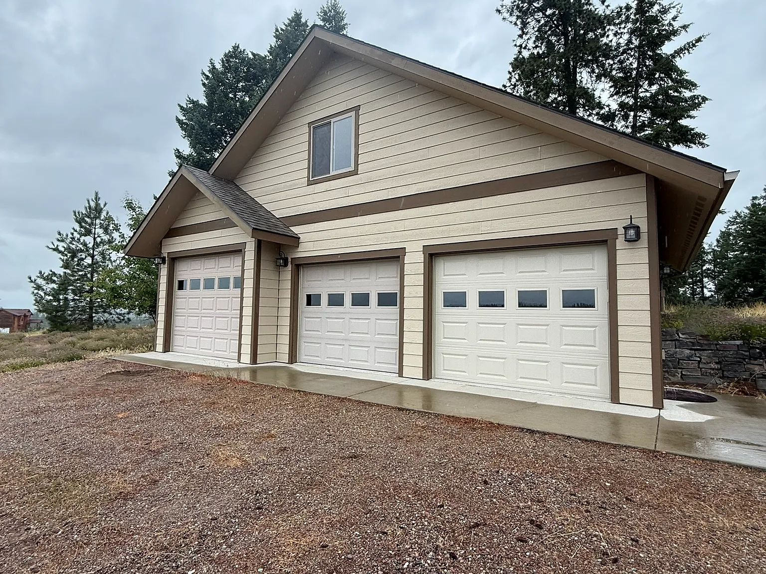 3 bed, 2464 sqft, $2,900 — Photo 4