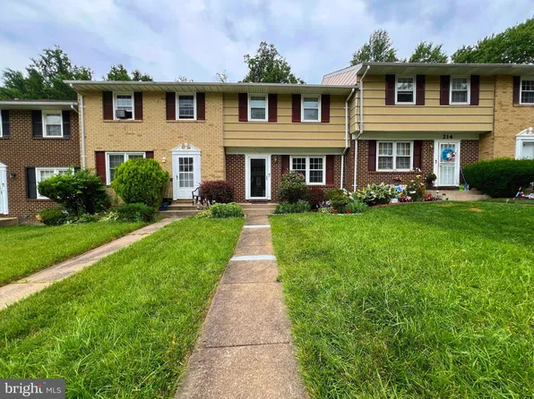 216 Cedarmere Cir, Owings Mills, MD 21117