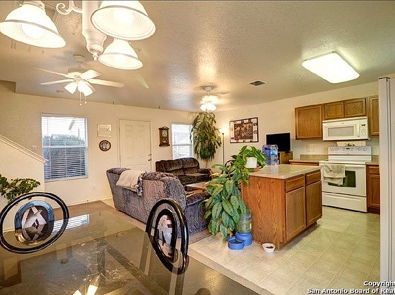 4th image of 643 Northlake Dr