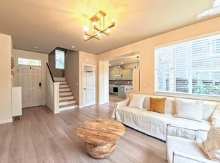 9921 NE 138th Pl #4, Kirkland, WA 98034