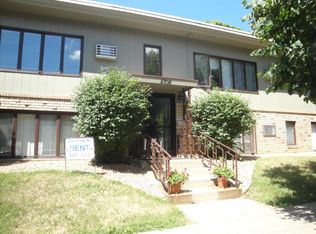 2706 W 43rd St APT 102, Minneapolis, MN 55410