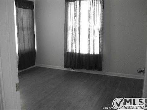 4th image of 123 Shasta Ave
