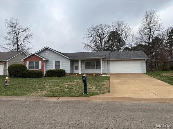 3069 Elaine Ave, Poplar Bluff, MO 63901