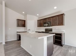 2079 N Warwick Ave, Meridian, ID 83646