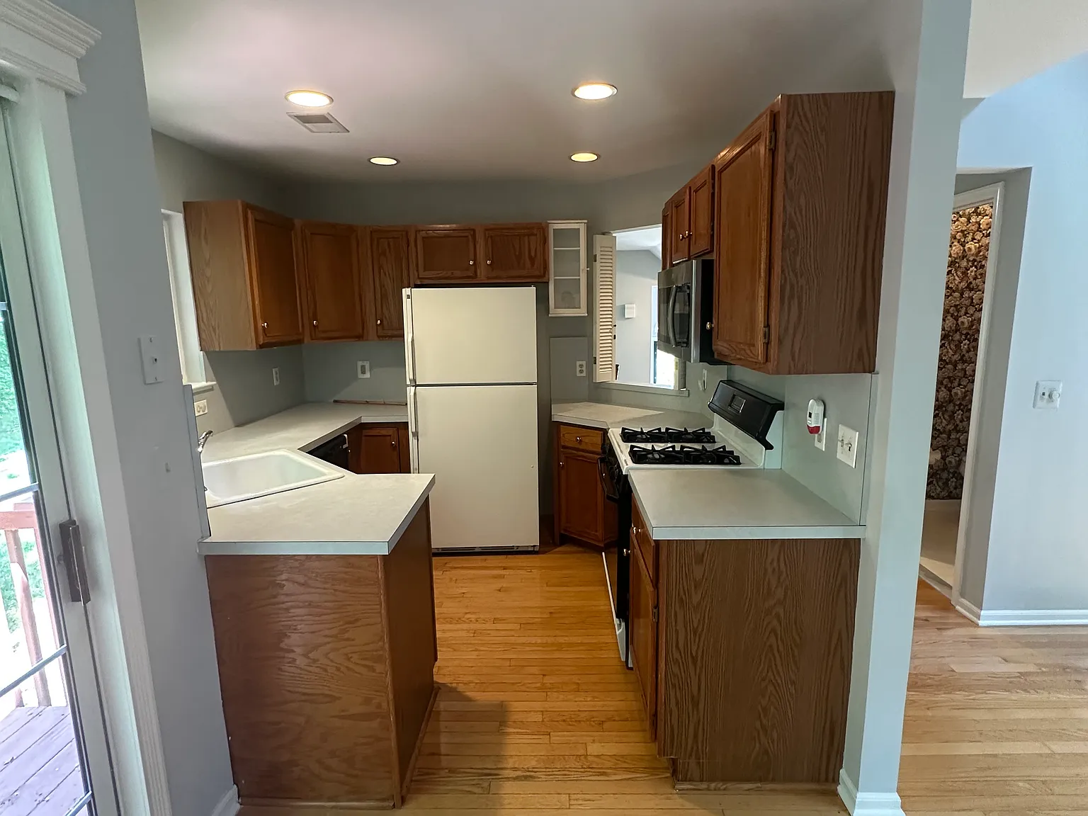 137 Woods End — Photo 2
