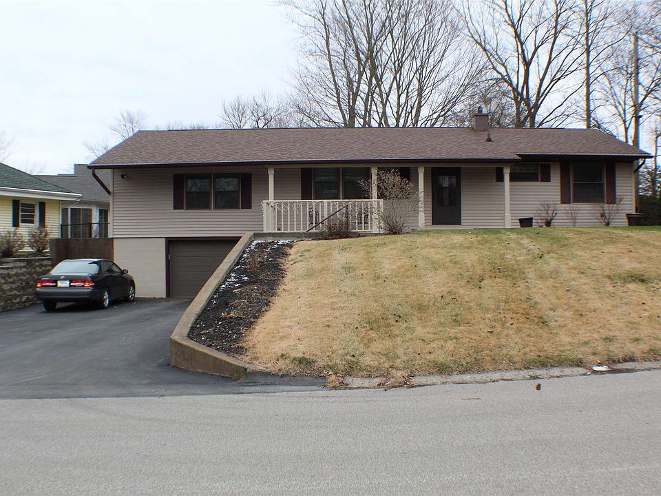 1st image of 23 Highland Dr