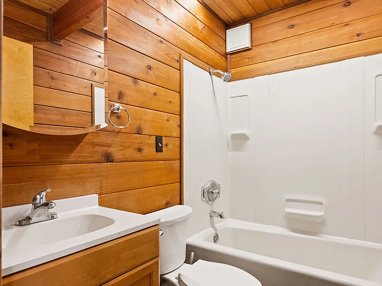 726 Goldfinch Rd — Photo 19