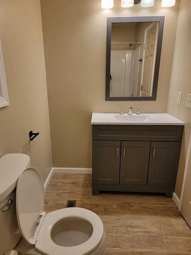 8684 Orchard Rd — Photo 3