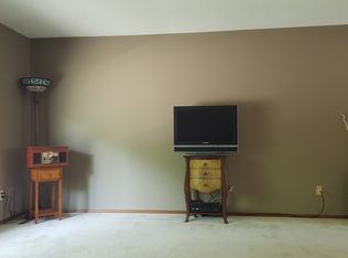 4317 S Ash Grove Ave, Sioux Falls, SD 57103