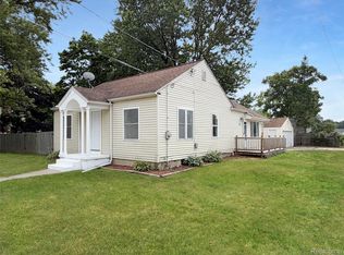 1380 Audrey St, Burton, MI 48509