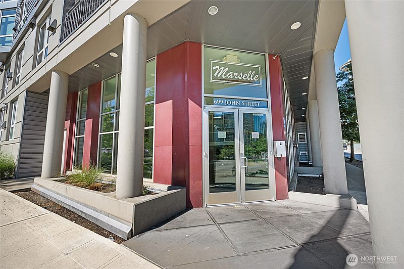 4th image of 699 John Street #308