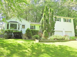 26 Walbert Dr, Stroudsburg, PA 18360