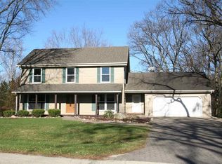 3864 Silver Fox Dr, Belvidere, IL 61008