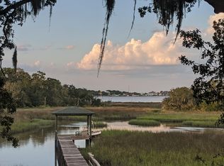 4815 Mariners Point Dr, Jacksonville, FL 32225