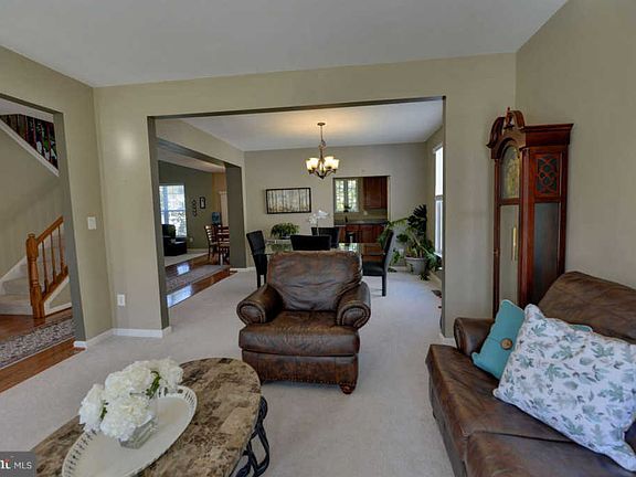 5th image of 35522 Sarasota St