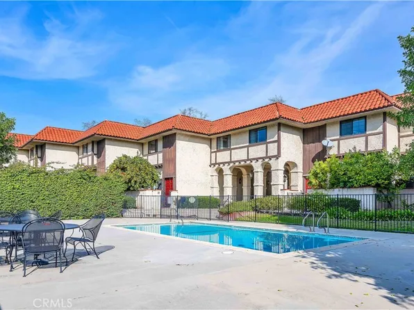 400 W Riverside Dr Unit 8, Burbank, CA 91506