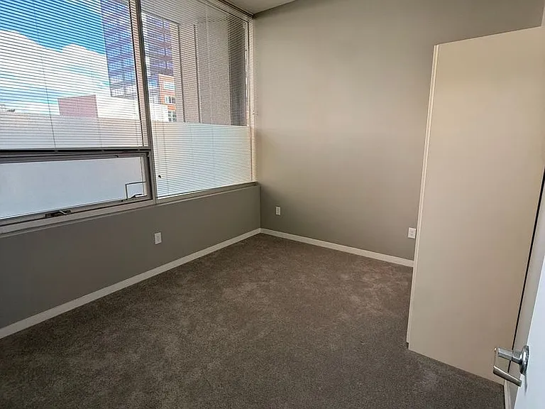 Spectra Boutique Apartments — Photo 20