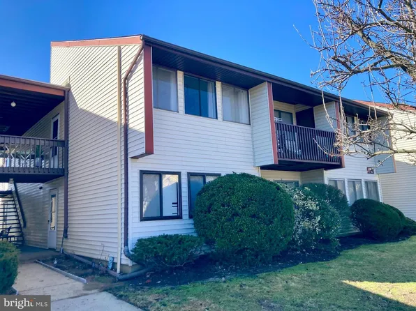 F20 Avon Dr, East Windsor, NJ 08520