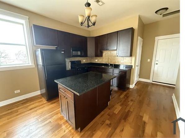 1446 S Hamlin Ave #3R