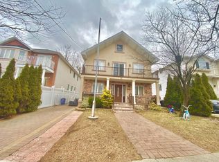 19 Hillcrest Ave, Staten Island, NY 10308