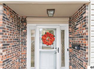 1120 Delmar St APT 3C, Papillion, NE 68046
