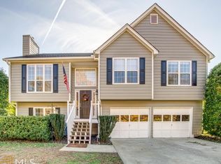 23 Maddox Rd, Acworth, GA 30102