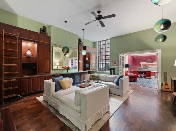 126 West 78th Street HOUSE image 2 of 25