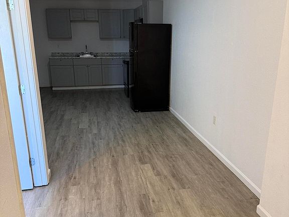 3rd image of 212 E 2nd St #2