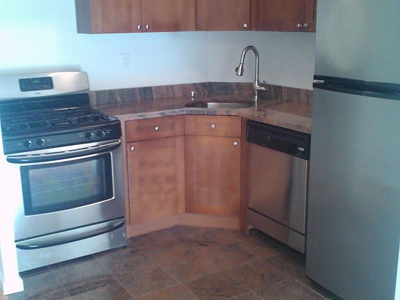 4th image of 7149 160th St #2