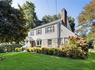 6 Yarmouth Rd, Purchase, NY 10577