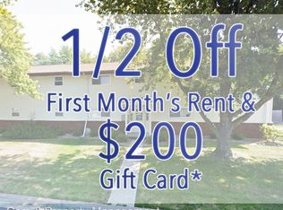 1008 Charlotte Dr APT F, Normal, IL 61761