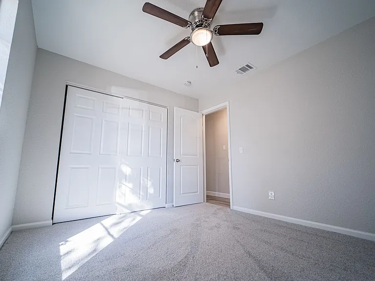 5866 Cliff Path — Photo 27